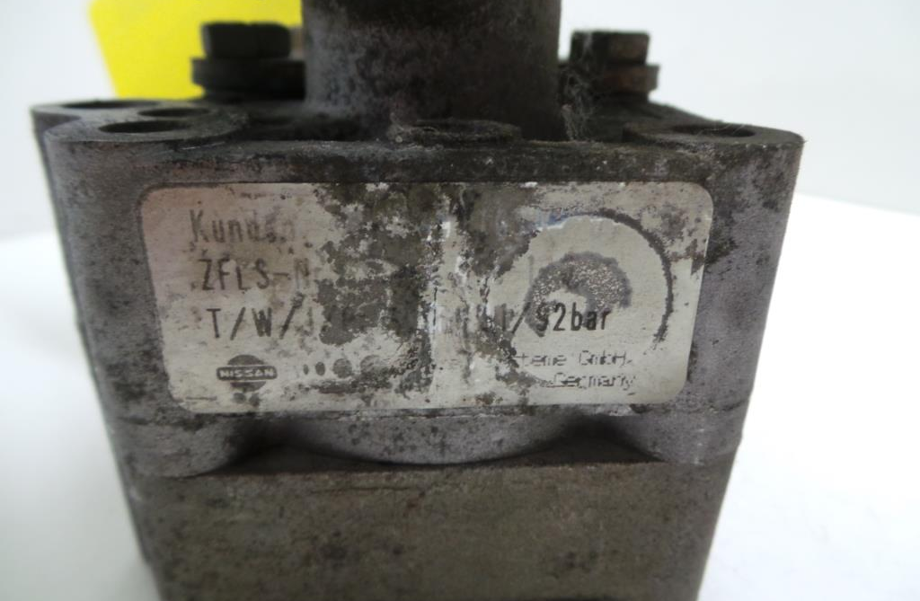 BMW 320i E36 Bj.1990 Servopumpe Pumpe Servolenkung 32411141417